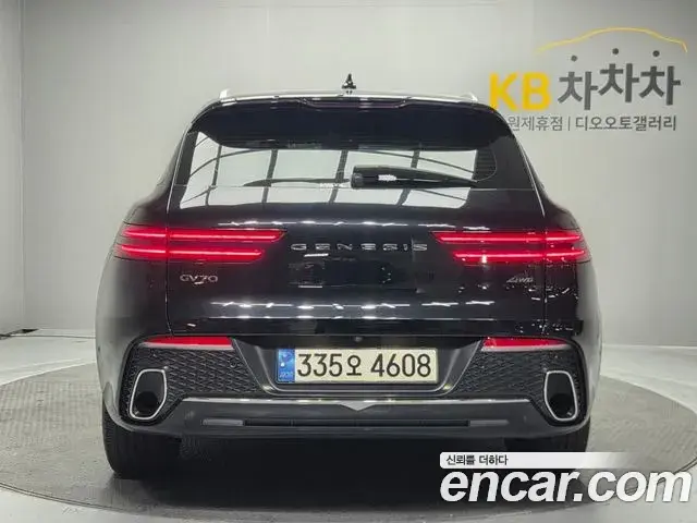 Genesis GV70 2021 — Şəkil 17/20