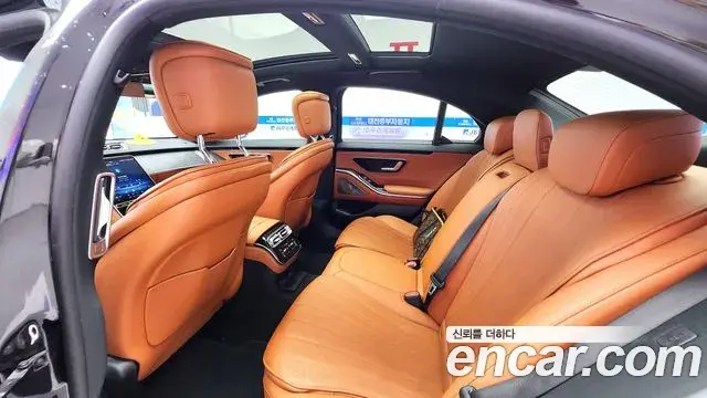 Mercedes-Benz S-Class 2021 — ფოტო 17/20