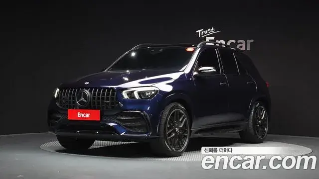 Mercedes-Benz GLE-Class 2022 — Photo 10/34