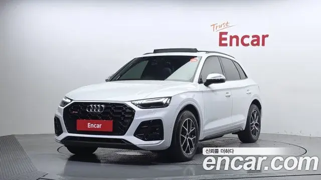 Audi SQ5 2021 — Şəkil 28/36