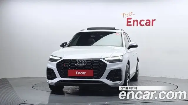 Audi SQ5 2021 — Şəkil 26/36