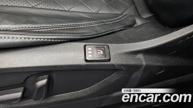 Audi SQ5 2021 — Şəkil 8/36