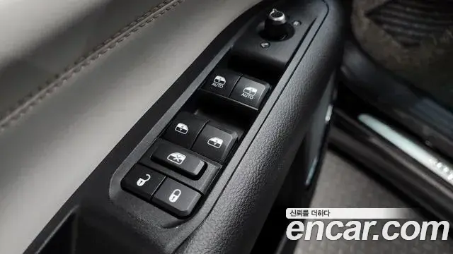 Jeep Compass 2022 — Photo 18/38