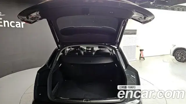 Audi Q5 2023 — ფოტო 19/20
