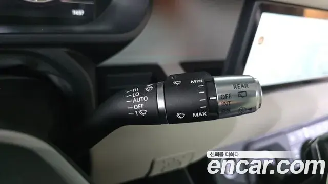 Land Rover Defender 2021 — ფოტო 16/38