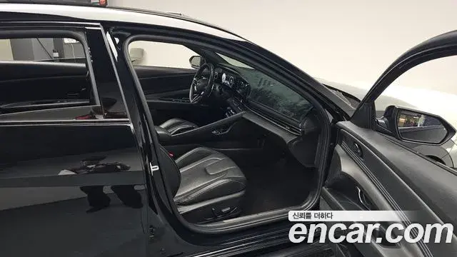 Hyundai The New Avante Hybrid 2021 — Şəkil 32/33