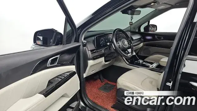 Kia Carnival 2020 — Şəkil 25/36