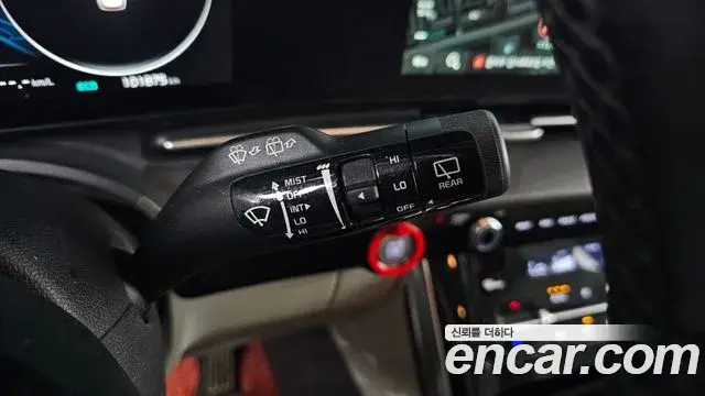 Kia Carnival 2020 — Şəkil 24/36