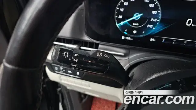 Kia Carnival 2020 — Şəkil 15/36