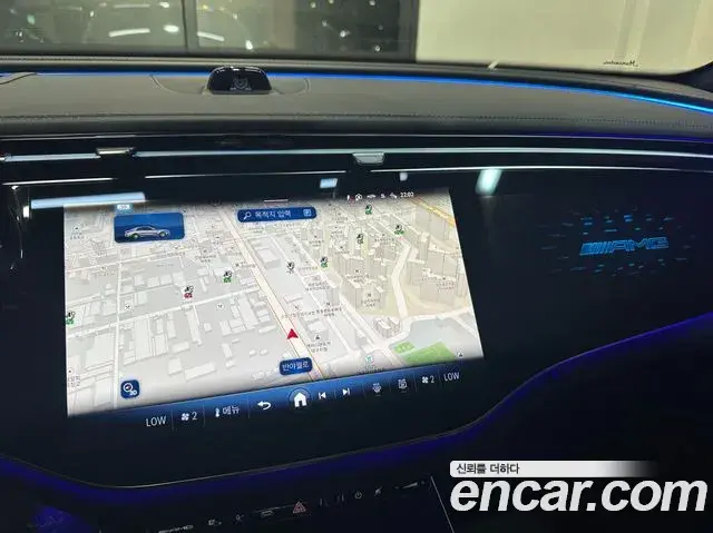 Mercedes-Benz E-Class 2025 — Photo 10/20