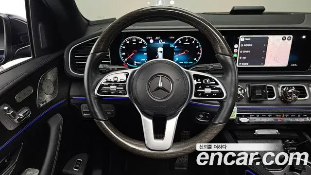 Mercedes-Benz GLS-Class 2021 — ფოტო 32/40
