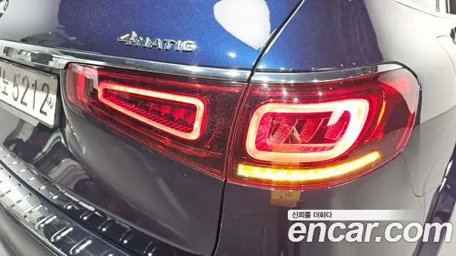 Mercedes-Benz GLS-Class 2021 — ფოტო 7/40