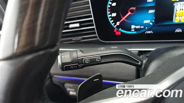 Mercedes-Benz GLS-Class 2021 — ფოტო 17/40