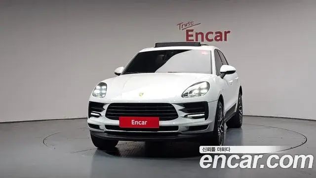 Porsche Macan 2021 — Şəkil 14/37