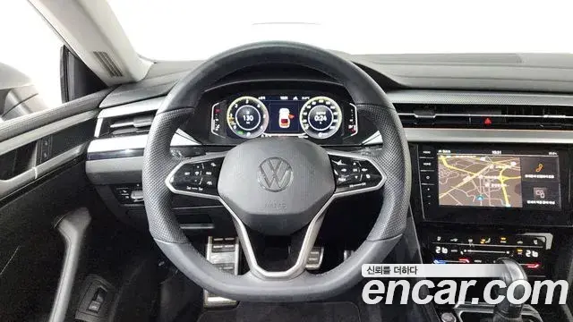 Volkswagen Arteon 2022 — Photo 23/33