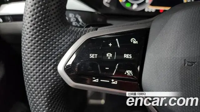 Volkswagen Arteon 2022 — Photo 15/33