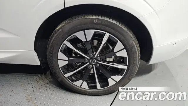Volvo XC60 2026 — Photo 25/38