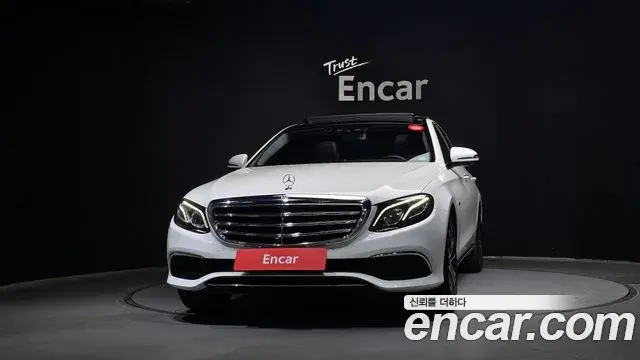 Mercedes-Benz E-Class 2019 — Фото 3/20