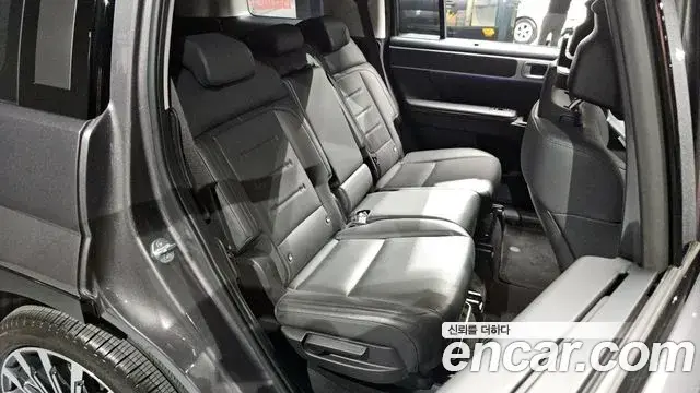 Hyundai Santa Fe 2024 — Фото 10/20