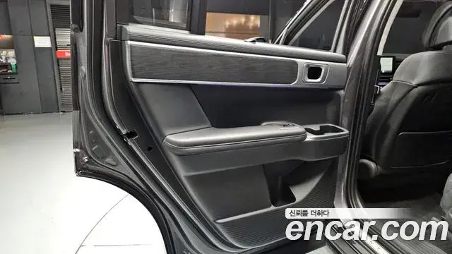 Hyundai Santa Fe 2024 — Photo 9/33