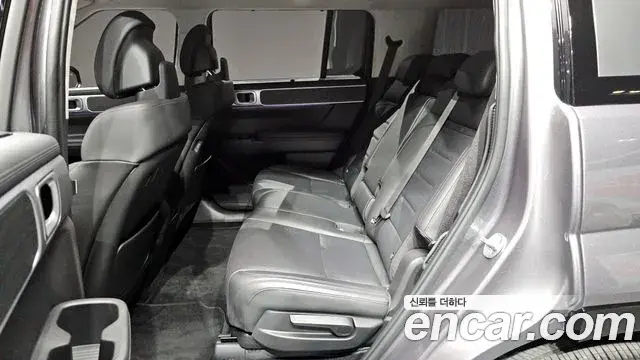 Hyundai Santa Fe 2024 — Photo 21/33