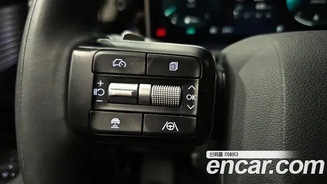 Hyundai Santa Fe 2024 — Photo 16/33