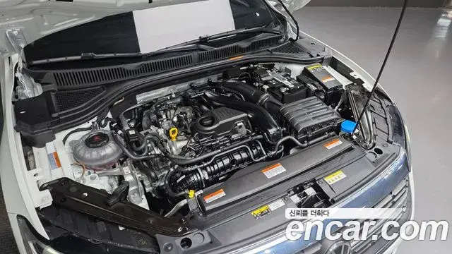 Volkswagen Jetta 2023 — ფოტო 25/31