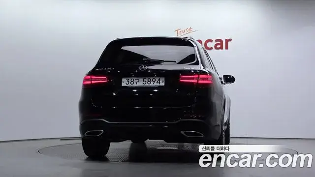 Mercedes-Benz GLC-Class 2018 — Şəkil 22/30