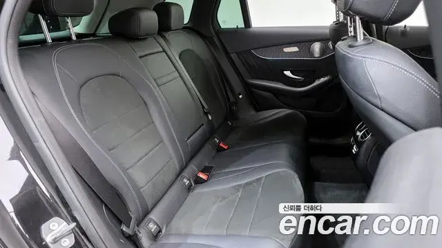 Mercedes-Benz GLC-Class 2018 — Şəkil 20/30