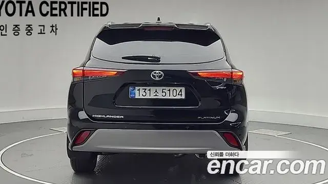 Toyota Highlander 2025 — ფოტო 17/20