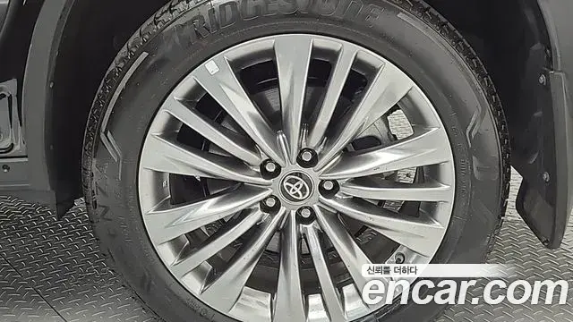 Toyota Highlander 2025 — ფოტო 20/20