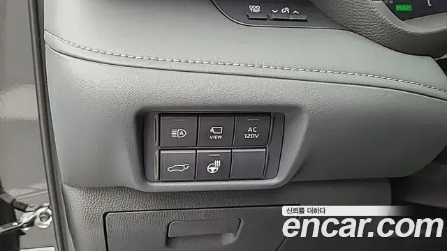 Toyota Highlander 2025 — ფოტო 7/20