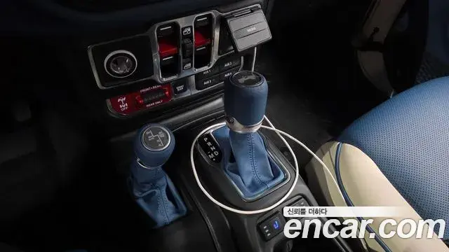 Jeep Wrangler 2020 — Photo 11/20