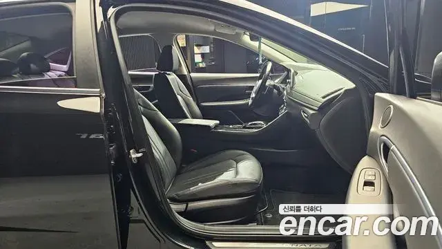 Hyundai Sonata 2019 — Фото 11/20