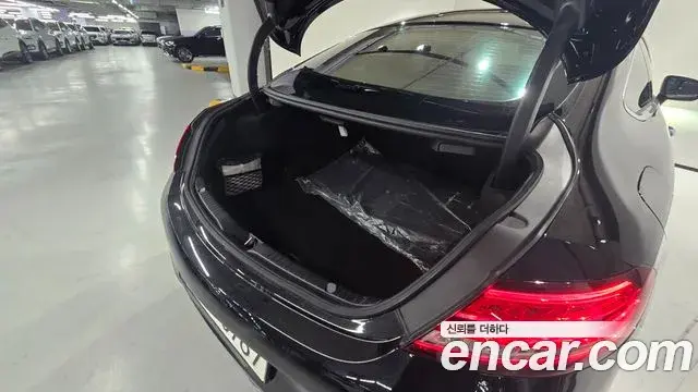 Mercedes-Benz C-Class 2022 — ფოტო 6/20