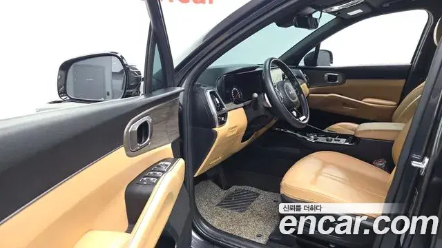 Kia Sorento 2021 — Фото 10/20