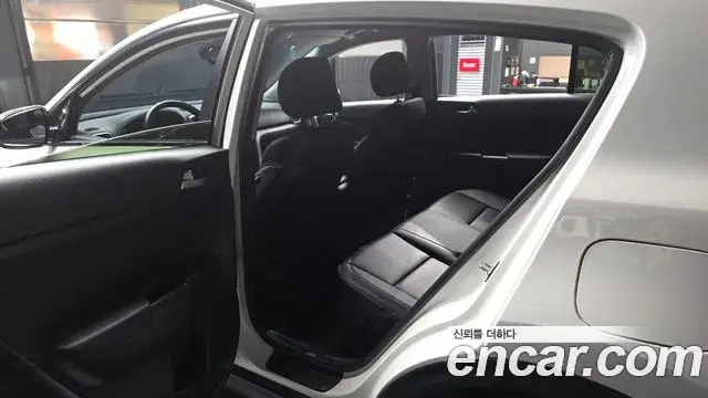 Kia Sportage The Bold 2020 — ფოტო 26/30