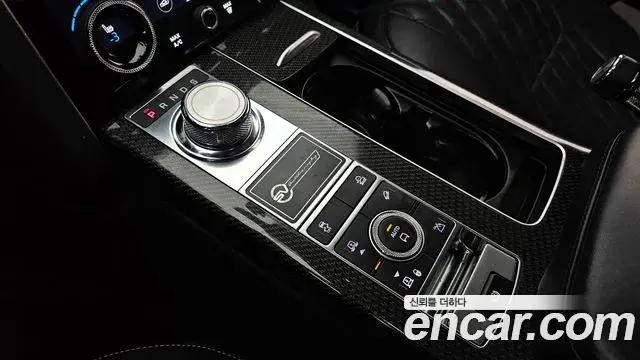 Land Rover Range Rover 2019 — ფოტო 12/20