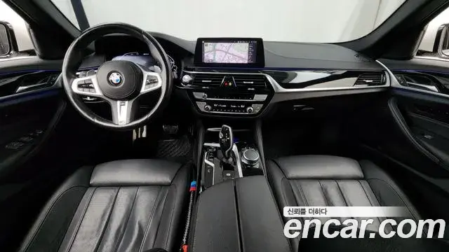 BMW 5 Series 2020 — Photo 4/33