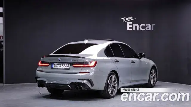 BMW 3 Series 2020 — Şəkil 18/20