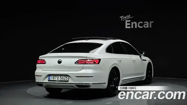Volkswagen Arteon 2023 — Şəkil 25/32