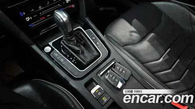 Volkswagen Arteon 2023 — Şəkil 10/32