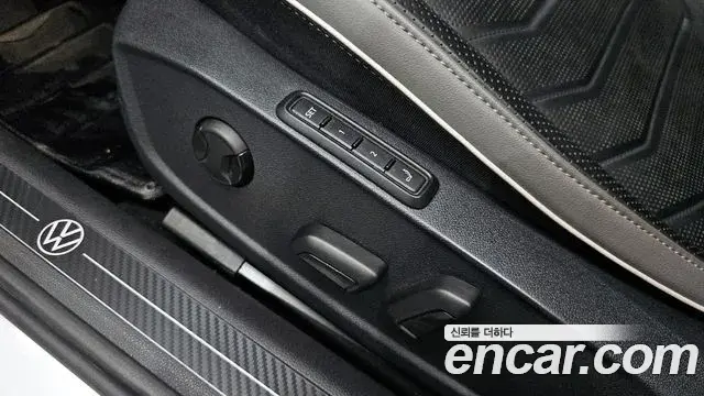 Volkswagen Arteon 2023 — Şəkil 21/32