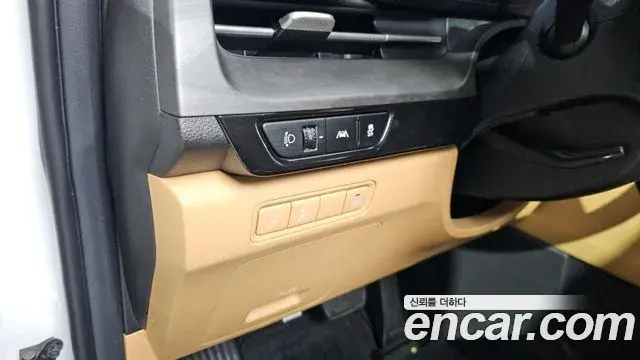 Kia Carnival 2022 — Photo 18/20