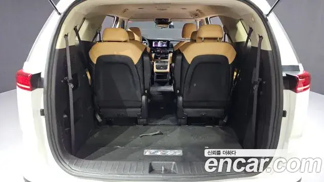 Kia Carnival 2022 — Photo 20/20