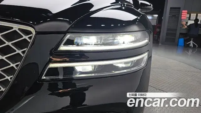 Genesis G80 2022 — ფოტო 7/34