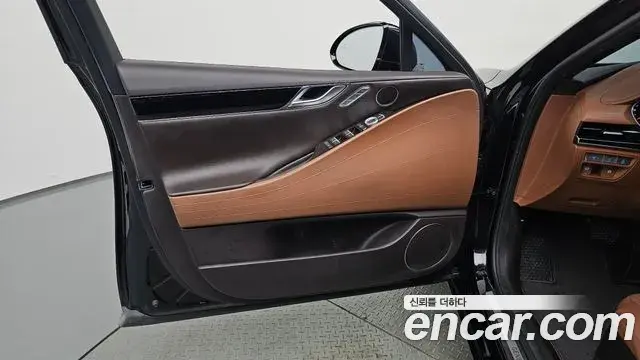 Genesis G80 2022 — ფოტო 2/34