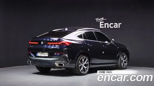 BMW X6 2023 — ფოტო 21/36