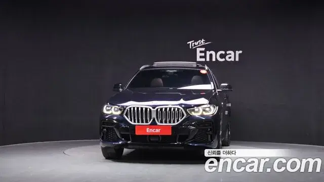 BMW X6 2023 — ფოტო 17/36