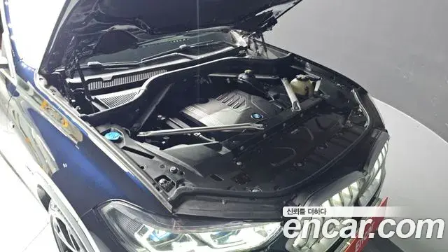 BMW X6 2023 — ფოტო 31/36